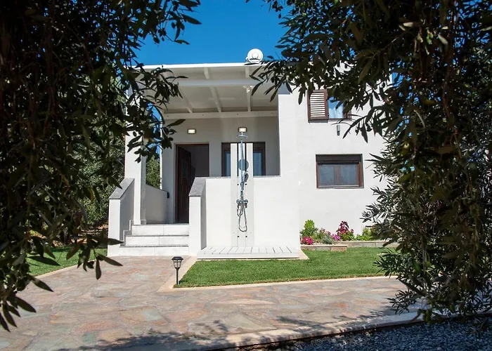 Emmy Villa