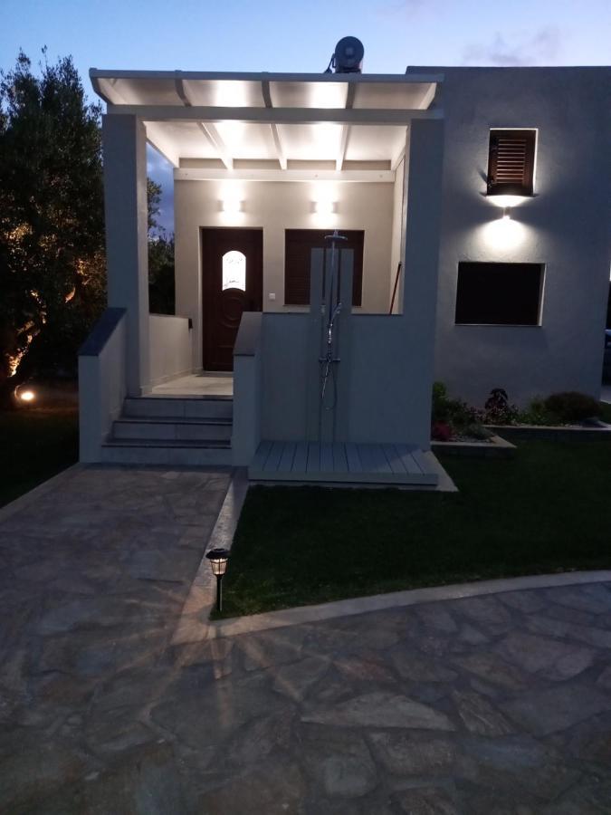 Emmy Villa Anevato