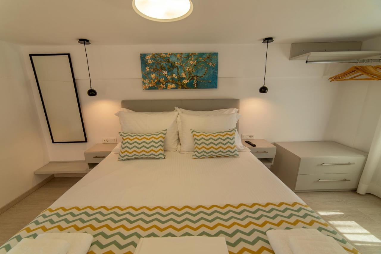 Emmy Villa